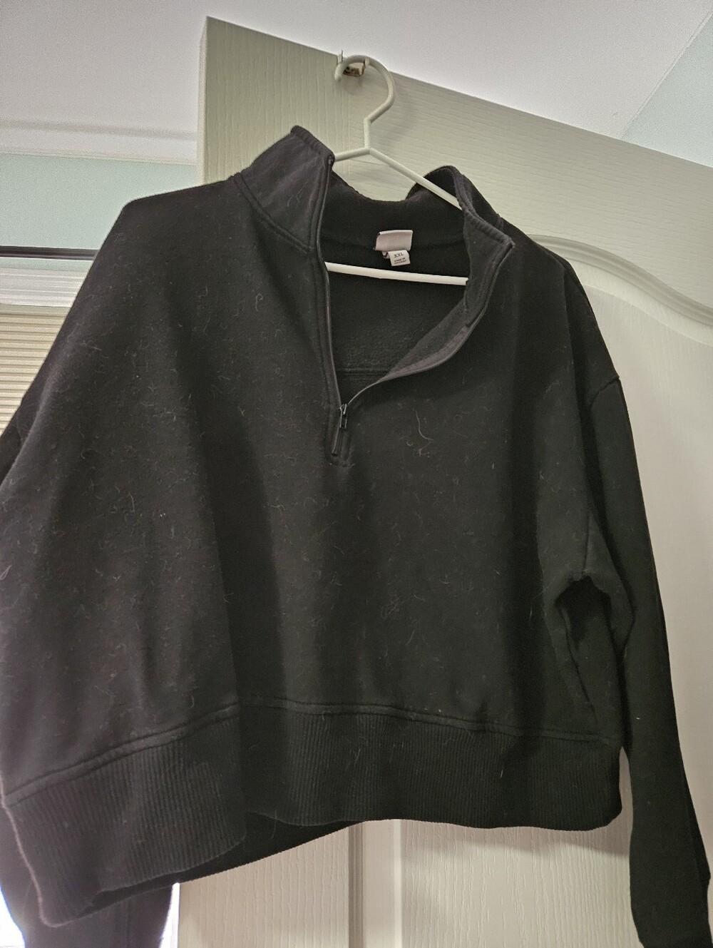 a new day Black Quarter-Zip Cropped Sweatshirt